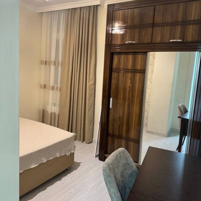 Alquiler de apartamento luminoso y completamente amueblado, Batumi, Georgia