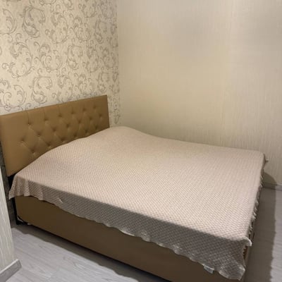 Alquiler de apartamento luminoso y completamente amueblado, Batumi, Georgia