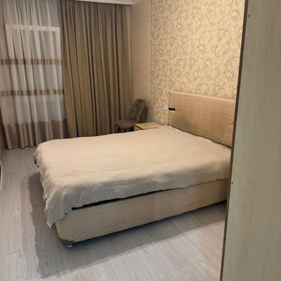 Alquiler de apartamento luminoso y completamente amueblado, Batumi, Georgia