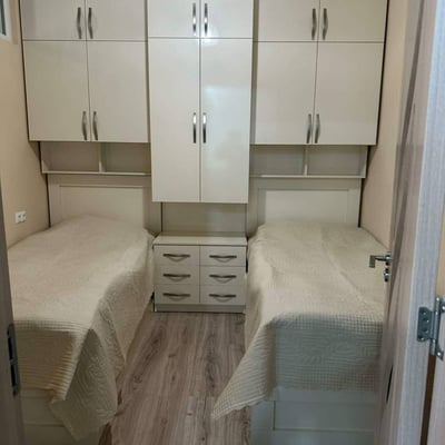 Location d'un appartement spacieux et entièrement meublé, Batoumi, Géorgie