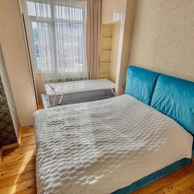 Vermietung einer gemütlichen, komfortablen Wohnung mit Terrasse, Batumi, Georgien