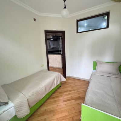 Location d'un appartement spacieux avec deux chambres proche de la mer, Batumi, Géorgie