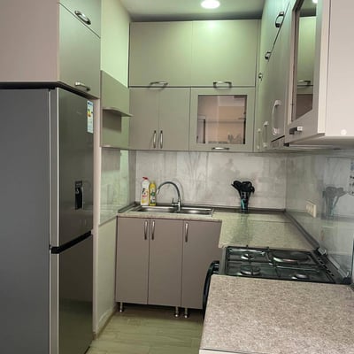 Location d'un appartement confortable et meublé à Batumi, Géorgie