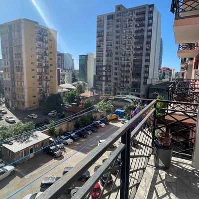 Location d'un appartement confortable et meublé à Batumi, Géorgie