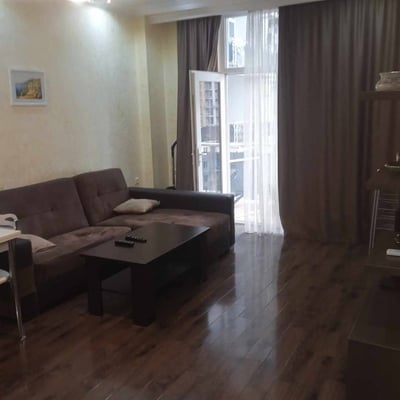 Location d'un appartement spacieux et meublé, Batoumi, Géorgie