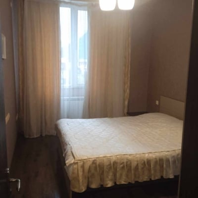 Location d'un appartement spacieux et meublé, Batoumi, Géorgie