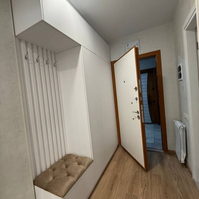 Location d'un appartement lumineux et meublé, Batoumi, Géorgie