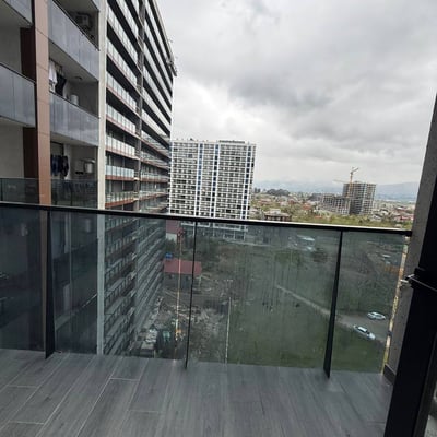 Location d'un appartement lumineux et meublé, Batoumi, Géorgie