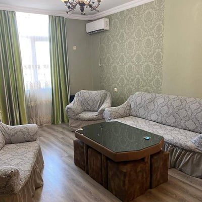 Vermietung einer hellen, möblierten Wohnung, Batumi, Georgien