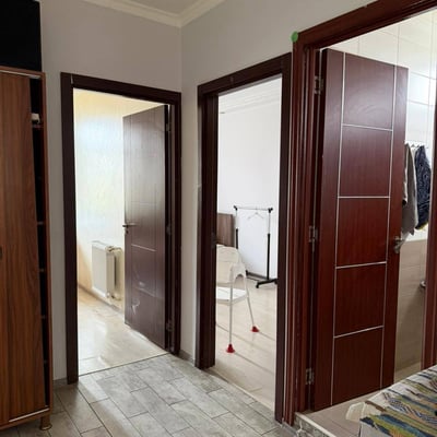 Location d'un appartement meublé et lumineux, Batoumi, Géorgie
