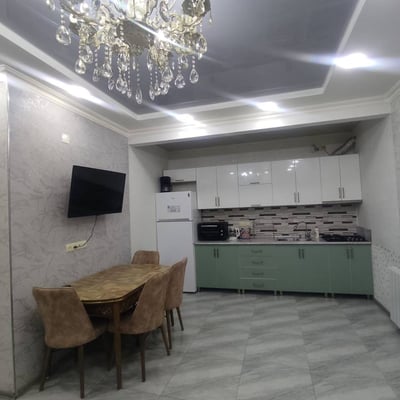 Vermietung einer gemütlichen, möblierten Wohnung, Batumi, Georgien