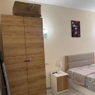 Neue möblierte Wohnung zur Miete in Meeresnähe, Batumi