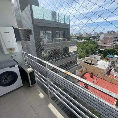 Studio Apartment with Balcony, Top Floor, Colegiales