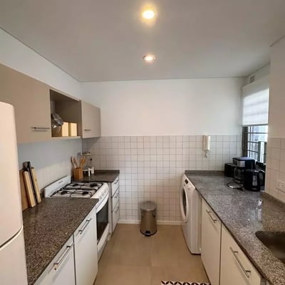 Spacious 3-bedroom Apartment with Balcony in Palermo, 75m², Buenos Aires