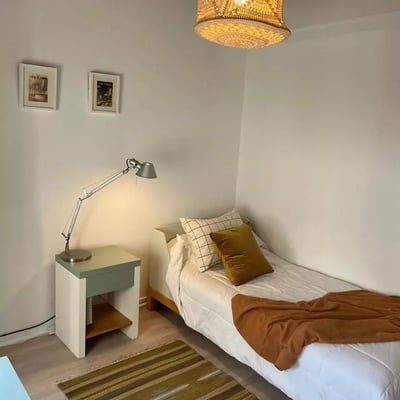 Spacious 3-bedroom Apartment with Balcony in Palermo, 75m², Buenos Aires