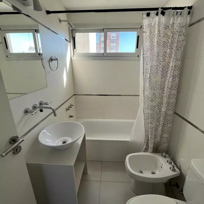 2-Bedroom Apartment with Balcony in Belgrano, Buenos Aires