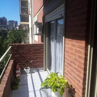 2-Bedroom Apartment for Rent with Balcony in Almagro, Buenos Aires