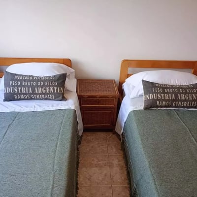 2-Bedroom Apartment for Rent with Balcony in Almagro, Buenos Aires