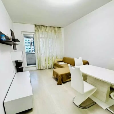 Alquiler de un acogedor apartamento de 2 habitaciones, Brâncoveanu-Luica, Bucarest, Rumanía