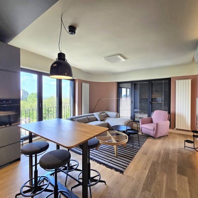 Location d'un appartement moderne, 60 m², Banovo Brdo Residence, Belgrade, Serbie