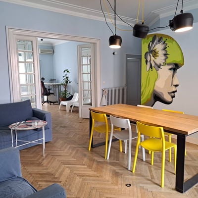 Rent of a spacious apartment, 150 m², city center, Belgrade, Serbia