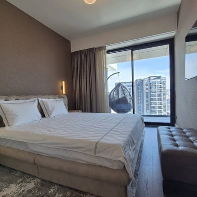 Alquiler de apartamento nuevo y elegante, 70 m², BW Perla, Belgrado, Serbia