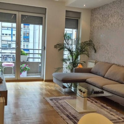 Alquiler de apartamento acogedor y luminoso, 54 m², Vračar, Belgrado, Serbia