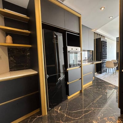 Location d'un appartement spacieux et luxueux avec terrasse, 140 m², Vračar, Belgrade, Serbie