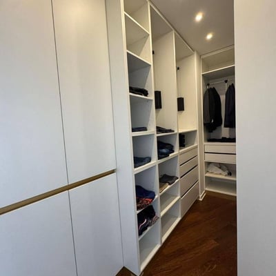 Location d'un appartement spacieux et luxueux avec terrasse, 140 m², Vračar, Belgrade, Serbie