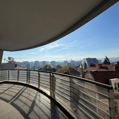 Location d'un appartement spacieux et luxueux avec terrasse, 140 m², Vračar, Belgrade, Serbie