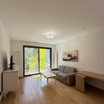Rent a premium, bright apartment, 54 m², Novi Dorćol, Belgrade, Serbia