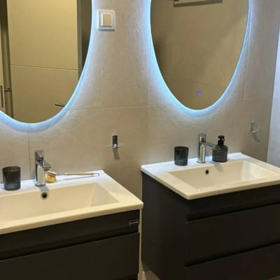 Alquiler de apartamento moderno y confortable, 70 m², Residencial Wellport, Nuevo Belgrado, Serbia