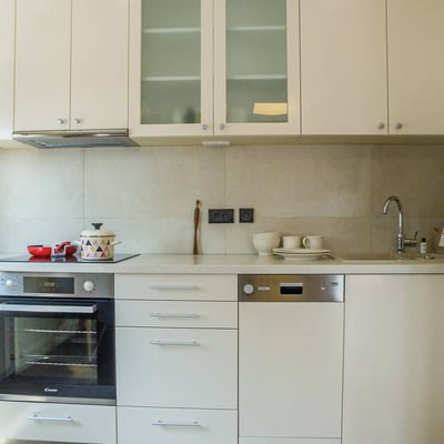 Rent a cozy, comfortable apartment with terrace, 50 m², Vračar, Belgrade, Serbia