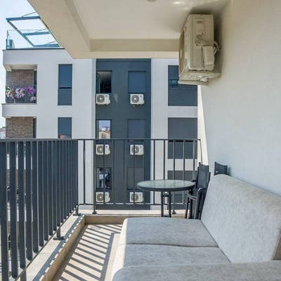 Rent a cozy, comfortable apartment with terrace, 50 m², Vračar, Belgrade, Serbia