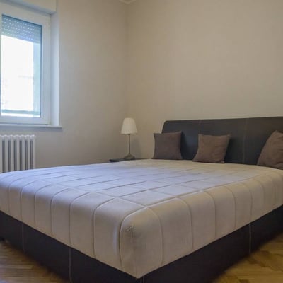 Alquiler de apartamento amplio y confortable, 78 m², Novi Beograd, Belgrado, Serbia