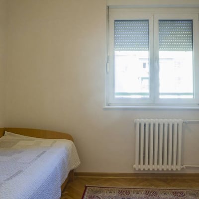 Alquiler de apartamento amplio y confortable, 78 m², Novi Beograd, Belgrado, Serbia