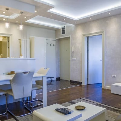 Alquiler de apartamento luminoso y confortable, 55 m², centro de la ciudad, Belgrado, Serbia