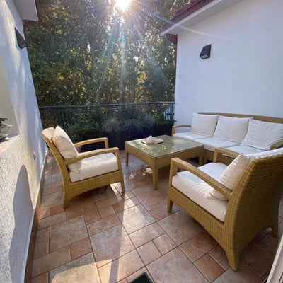 Alquiler de apartamento amplio de dos plantas, 129 m², Vračar, Belgrado, Serbia