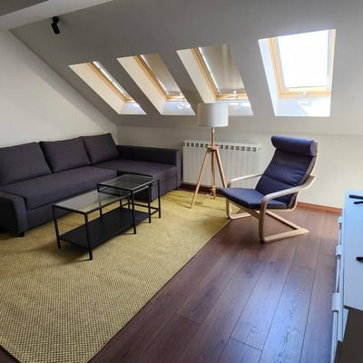 Appartement lumineux et cosy 52m² avec terrasse à louer, Čukariča, Belgrade, Serbie