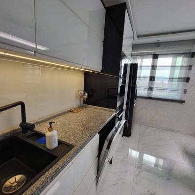 Apartamento moderno 95m² en alquiler, Zemun, Belgrado, Serbia