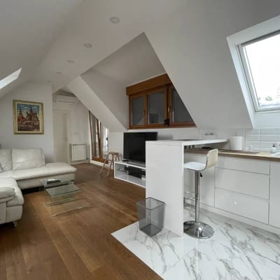 Apartamento luminoso 48m² con terraza en alquiler, Vračar, Belgrado, Serbia
