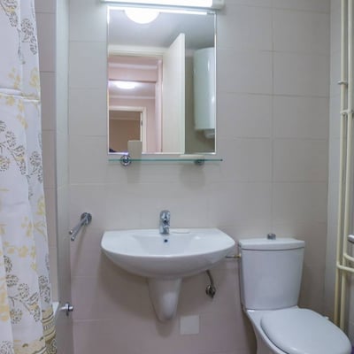 Gemütliche Wohnung 68m² zur Miete in Neu-Belgrad, Serbien