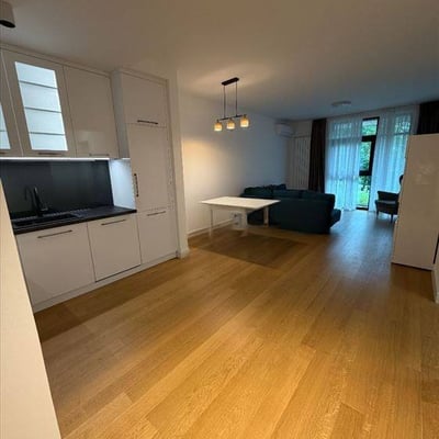 Apartamento moderno 50m² en alquiler en complejo Viva Residence, Zvezdara, Belgrado, Serbia