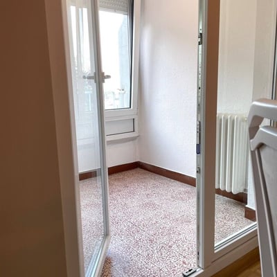 Apartamento espacioso 70m² en alquiler, Nuevo Belgrado, Serbia