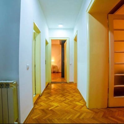 Apartamento espacioso y acogedor 73m² en alquiler, Dorćol, Belgrado, Serbia