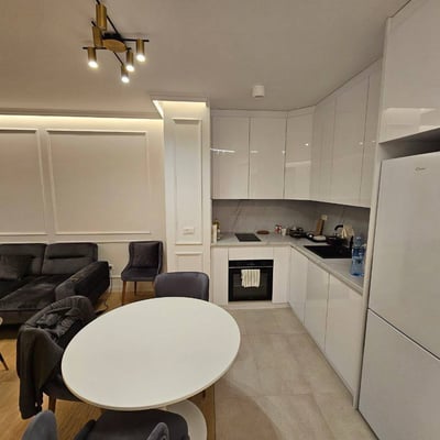 Apartamento luminoso 50m² en alquiler en complejo residencial K-District, Belgrado, Serbia