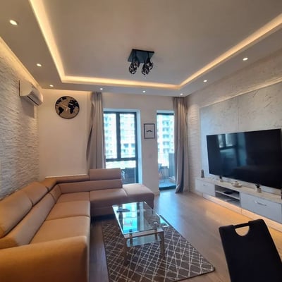 Apartamento espacioso y acogedor 78m² en alquiler en complejo residencial BW Scala, Belgrado, Serbia