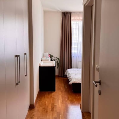 Apartamento espacioso 83m² en alquiler en complejo residencial BW Parkview, Belgrado, Serbia