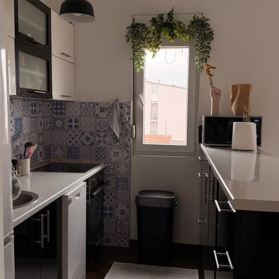 Apartamento luminoso y moderno 50m² en alquiler, Voždovac, Belgrado, Serbia