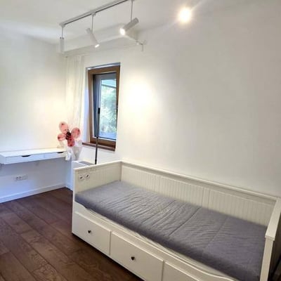 Spacious Apartment 92m² for Rent, Belgrade, Serbia